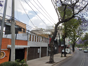 Casa de 5 habitaciones, en Canal de Miramontes, Coyoacán, CDMX.