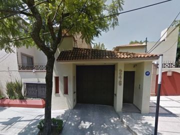 VENTA DE CASA GRANDE EN MANUEL GUTIERREZ 246, COL. AMPL. LOS ALPES, ALVARO OBREGÓN, CDMX