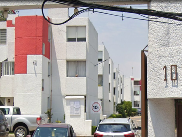 Casa con 100 m en Pedregal de Carrasco, Coyoacán, CDMX.
