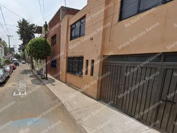 VENTA DE CASA EN COLONIA EX HIPODROMO DE PERALVILLO, CON EXCELENTE UBICACIÓN Y PRECIO