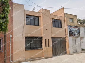 VENTA DE CASA EN COLONIA EX HIPODROMO DE PERALVILLO, CON EXCELENTE UBICACIÓN Y PRECIO