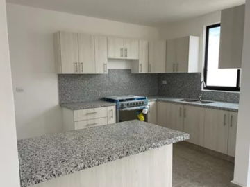 Departamento con 3 habitaciones cerca de Av, del Hueso, Coyoacán, CDMX