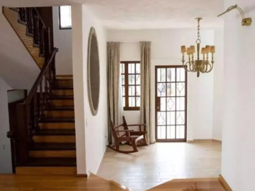 Casa con 290m, con una ubicación excelente, Coyoacán, CDMX.