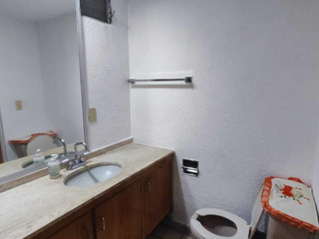 Departamento con 3 Habitaciones y. cerca de Av. Rio Churubusco, Coyoacán, CDMX.