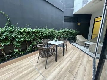 DEPARTAMENTO 61 M2, AMOBLADO, VISTA EXTERIOR CON BALCÓN, SAN ISIDRO