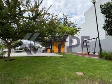 CASA EN RENTA EN PARQUES TESISTÁN, COTO PASEO AGUA AZUL INT. 53