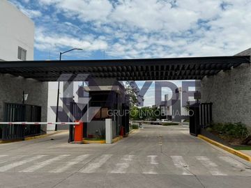 CASA EN RENTA EN PARQUES TESISTÁN, COTO PASEO AGUA AZUL INT. 53