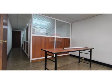 Venta de Oficina en Barrio Santa Barbara Oriental