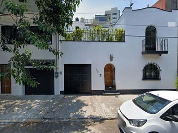 CASA EN HIPODROMO CONDESA