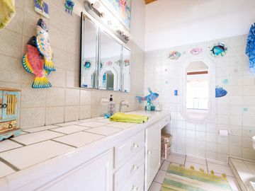 Casa Frente al Mar en Venta en Punta Bandera Tijuana con Casita