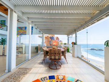 Casa Frente al Mar en Venta en Punta Bandera Tijuana con Casita