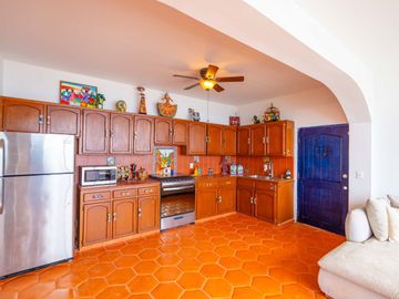 Casa Frente al Mar en Venta en Punta Bandera Tijuana con Casita