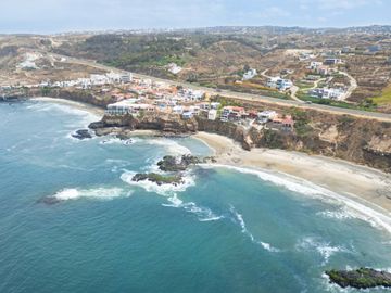 Casa Frente al Mar en Venta en Punta Bandera Tijuana con Casita