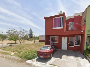 CASA HABITACIÓN ADJUDICADA EN MARTELL DEL VALLE TESISTÁN ZAPOPAN JALISCO