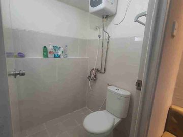 sewa tahunan studio furnish apartemen educity by citihome
