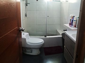 hermosa casa remodelada en segundo y tercer piso