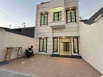 RUMAH SIAP HUNI MEWAH SAWOJAJAR