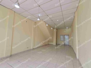 Disewakan Ruko 2Lantai Hadap Jalan Raya Pasar Modern Paramount Gading Serpong Tangerang  80 juta