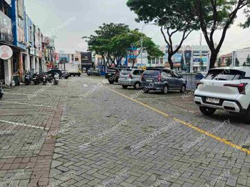 Disewakan Ruko 2Lantai Hadap Jalan Raya Pasar Modern Paramount Gading Serpong Tangerang  80 juta