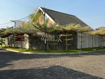 DIJUAL Rumah Hook Modern 2Lt Dg Private Pool Siap Huni Kawasan Terdepan Perumahan Araya Dekat Bandara dan Terminal di Pondok Blimbing Indah