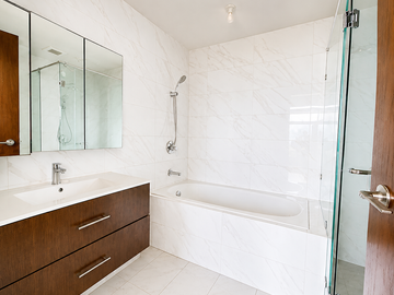 Spacious 1 Bedroom Condo for Sale in Pasig City with Scenic Corinthian Views