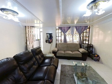 Casa de Barrio en venta  Kennedy - Timiza de 3 plantas, $510.000.000 SOLO EFECTIVO
