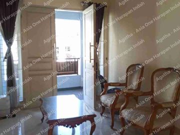 Rumah bagus furnished 2lantai Kayu Putih Jakarta Timur 150juta per tahun minimal 2tahun
