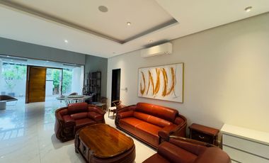 5-BEDROOM House and Lot with Swimming Pool for Sale in Manila Southwoods Residential Estates, Carmona, Cavite