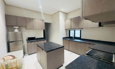 5-BEDROOM House and Lot with Swimming Pool for Sale in Manila Southwoods Residential Estates, Carmona, Cavite