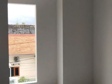 Rumah Baru Gress Minimalis Modern di Perum. Rungkut Menanggal Harapan