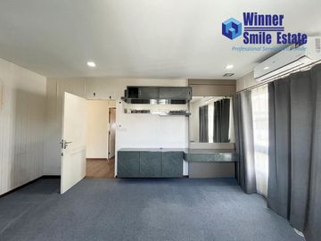 Luxury House for Rent at Mantana 1 Bangna KM.7 Near Mega Bangna