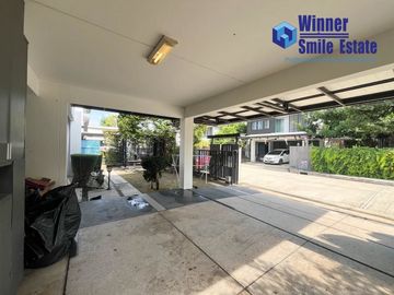 Luxury House for Rent at Mantana 1 Bangna KM.7 Near Mega Bangna