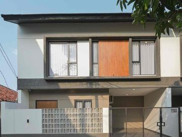 DIJUAL CEPAT KAWASAN BINTARO SEMI FURNISH SHM