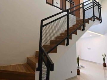 DIJUAL CEPAT KAWASAN BINTARO SEMI FURNISH SHM