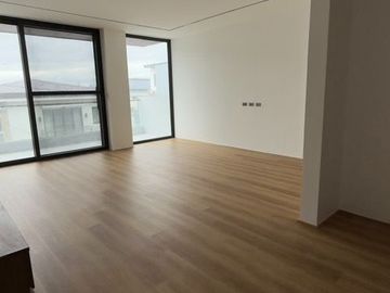 Spacious Modern House and Lot for Sale Elegant Flood Free area-MD
