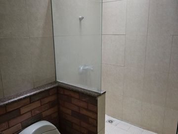 Rumah di Lingkungan Nyaman Siap Huni Sudah Rapih di Lippo Karawaci Utara Lokasi Sangat Strategis Dekat Akses Tol