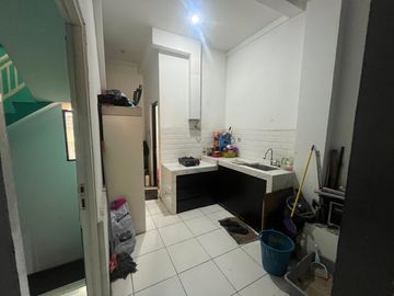 DIJUAL RUMAH BISA UNTUK USAHA SANGAT STRATEGIS DI PASIR IMPUN MANDALAJATI KOTA BANDUNG