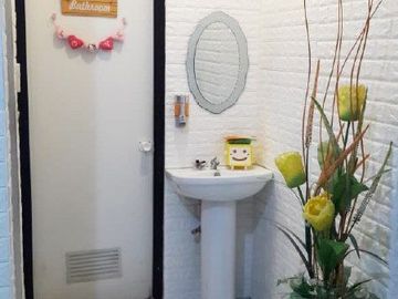 Rumah di Palm Oasis, Sememi Utara Benowo Surabaya Siap Huni