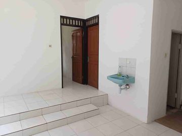 Disewakan 40 jt per tahun Bukit Nusa Indah Ciputat adem asri