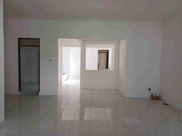 Disewakan 40 jt per tahun Bukit Nusa Indah Ciputat adem asri