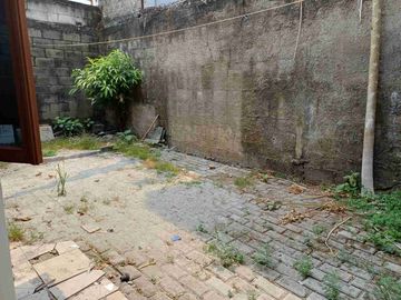 Disewakan 40 jt per tahun Bukit Nusa Indah Ciputat adem asri