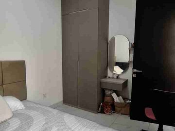 JUAL RUGI RUMAH 2 LANTAI LAVON SWANCITY SEMI FURNISH 4 KAMAR CIKUPA TANGERANG