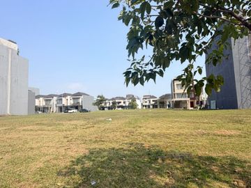Tanah / Kavling 300m2 Hadap Utara Cluster Sonata Lagoon, Golf Island, Pik 2
