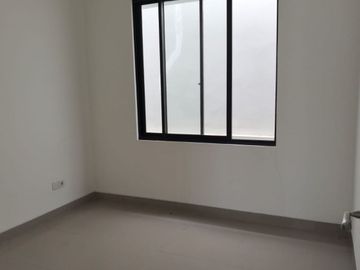 DI Jual Cepat Rumah Cluster Dallas PIK, UK6 X 15m, Harga 2,5M
