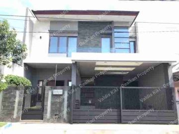 RUMAH MODERN MINIMALIS SEMI FURNISHED DI BARUK MERR SURABAYA SELATAN