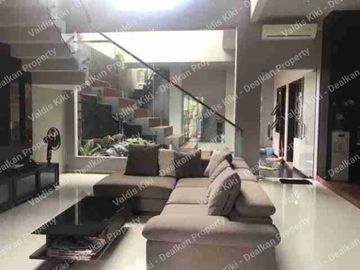 RUMAH MODERN MINIMALIS SEMI FURNISHED DI BARUK MERR SURABAYA SELATAN