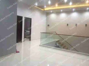 RUMAH MODERN MINIMALIS SEMI FURNISHED DI BARUK MERR SURABAYA SELATAN
