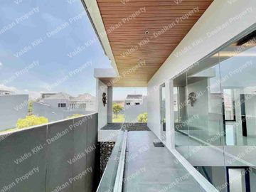 RUMAH MEWAH KONSEP VILLA DI BUKIT GOLF MEDITERANIA SOMERSET CITRALAND SURABAYA BARAT