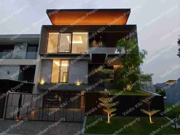 RUMAH MEWAH KONSEP VILLA DI BUKIT GOLF MEDITERANIA SOMERSET CITRALAND SURABAYA BARAT
