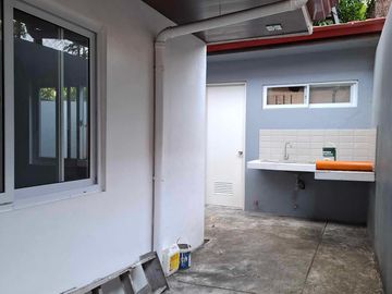 Holy Spirit Quezon City For Sale 2 Storey Single Attached House And Lot near Commonwealth RG
